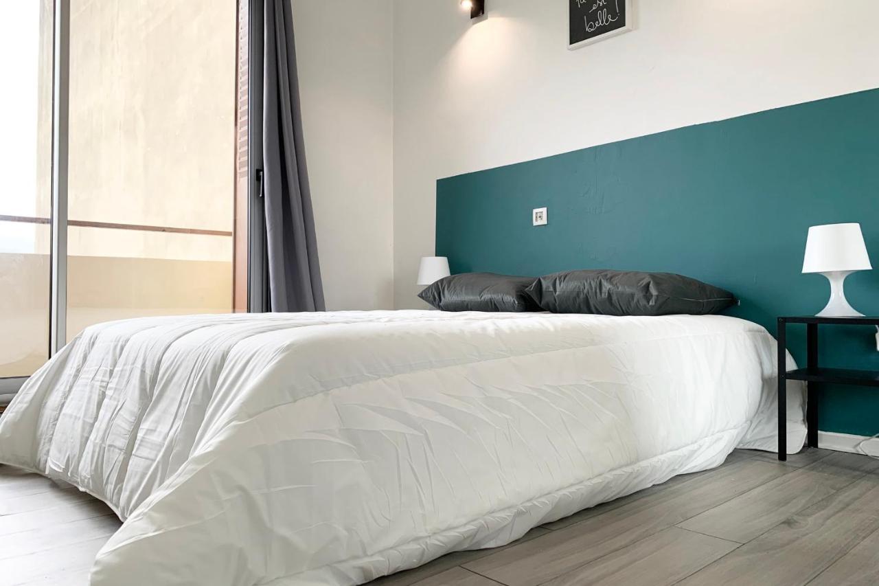 #Bn The Blue Song Marcelin Berthelot Tramway Apartment Grenoble Exterior foto